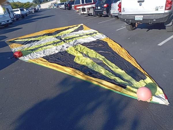 Spinnaker Sail (for 27" sailboat - $75 (Bellingham)63435874692097121
