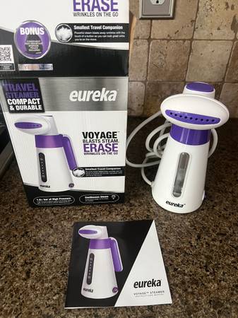 Eureka Blast Travel Steamer  Like New 1