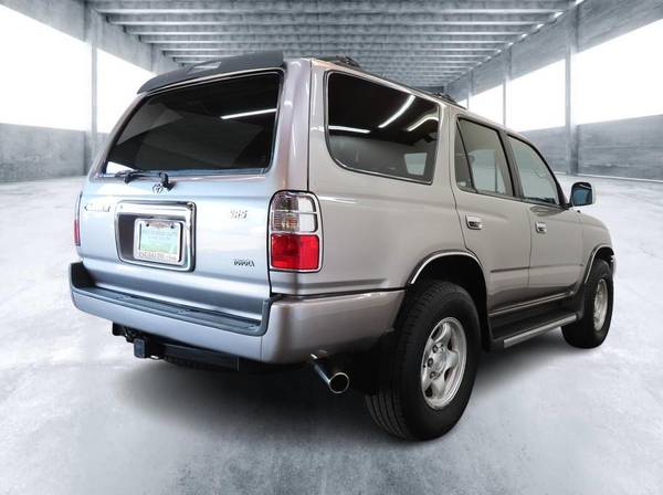 2002 Toyota 4Runner SR5 - GOOD/BAD/NO CREDIT OK! - $14,999 (+ Escondido Auto Super Center)63470061936515122