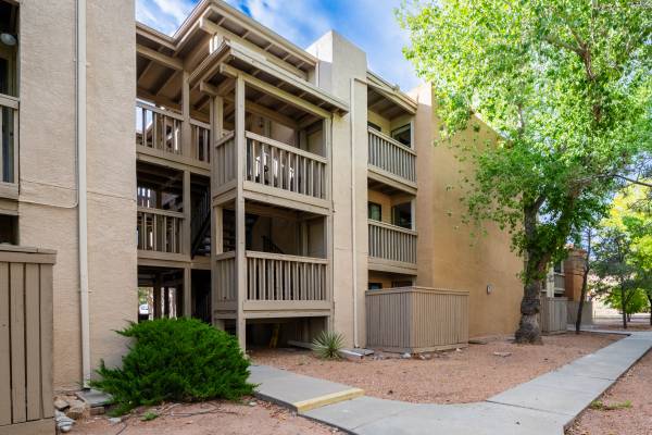 $1,575 / 1br - 582ft2 - Cozy One-Bedroom at The Reserve - Fiorina Properties63806069454851122