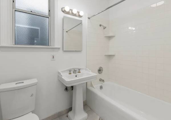 $1,475 / 1br - Spacious 1-bedroom, 1-bath apartment available now (San Francisco)64000590893442122