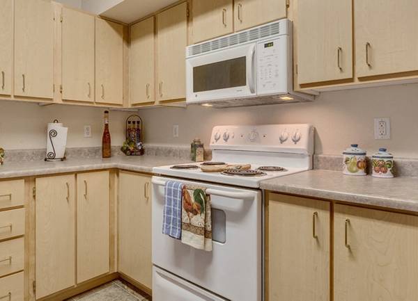 $1,099 / 2br - Business Center, Cable Access, Dishwasher (1950 Bellerive Drive, Richland, WA)63787059226369121