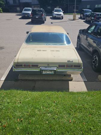 1971 chevrolet impala - $4.000 (Golden)63619712420737123