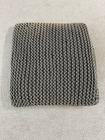 Square bean bag 1