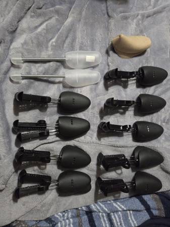 Shoe trees 1