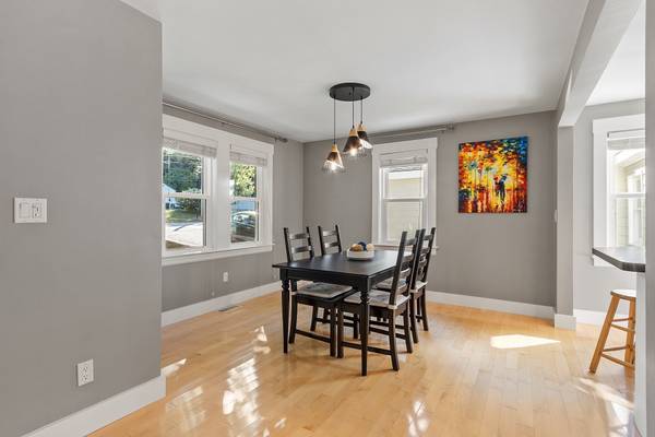 $699,000 / 2br - 1440ft2 - 16 Abbot St, Westford, MA – Home with 1,699 sq ft Heated Workshop! (Westford)63986777637123124