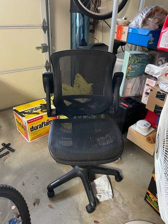 Office chair 1