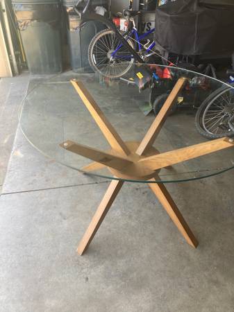 K-Base Glass Round Dining Table 1