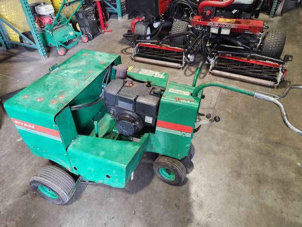 Greens aerator Ryan 1