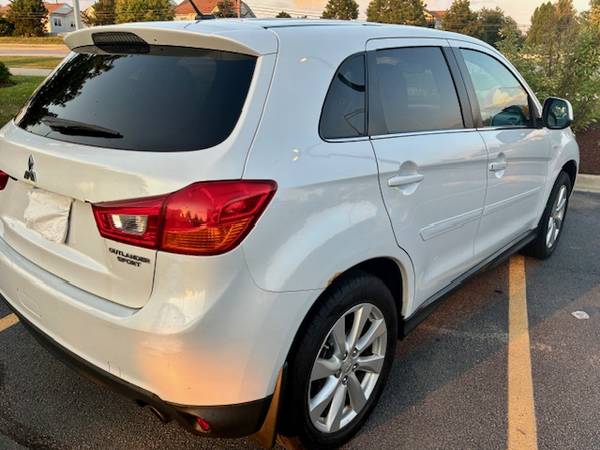 2014 Mitsubishi Outlander Sport - $4,950 (Elgin)63618900184067122