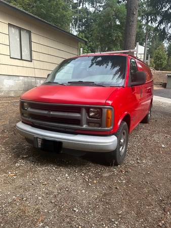 2001 GMC Savana 3500 - $3.500 (Bremerton)63477297910529121