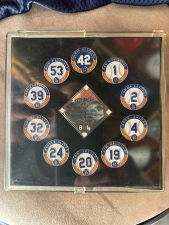 Retired Dodger Uniform pon set 1