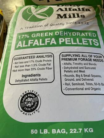 Alfalfa Pellets 1