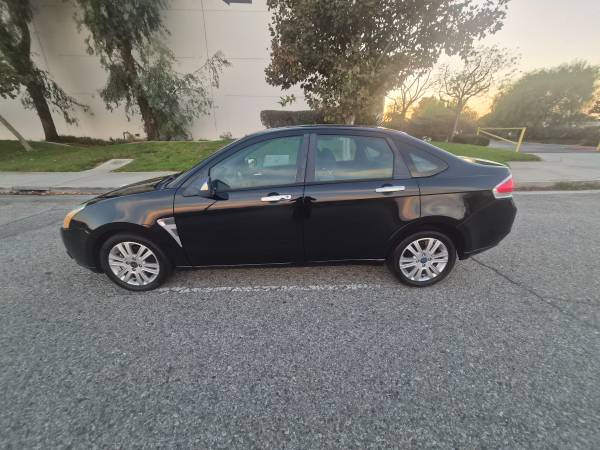 2008 FORD FOCUS SE 1