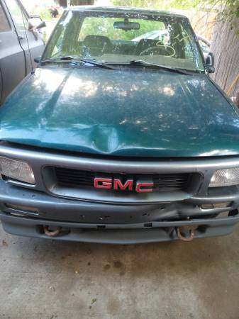 1996 GMC Sonoma pu - $1,400 (Denver)63612382577793121