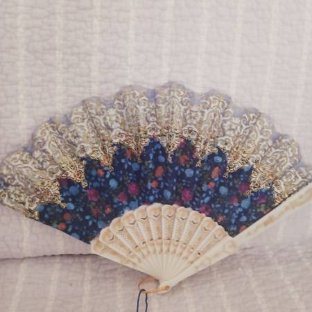 2 Hand held fans 1