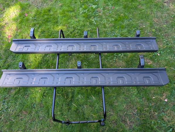 2016 Toyota 4Runner running boards 1