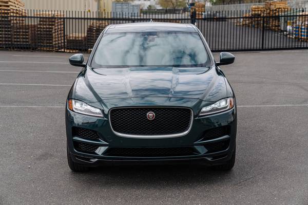 2017 Jaguar F-Pace 2.0d - Bajos Kilometraje, Enganche para Remolque, Diésel con Excelente Consumo de Combustible - $14,495 (El Dorado Hills)63619344423811121