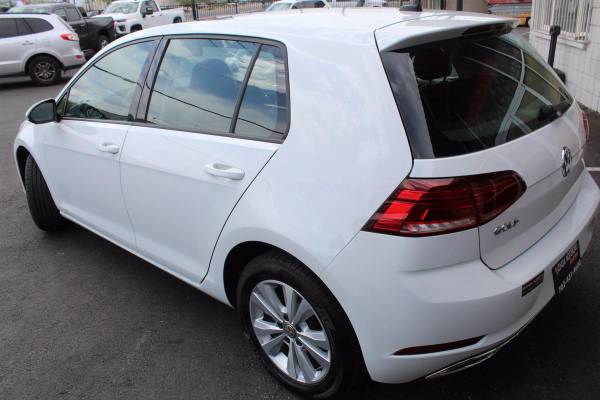 2021 Volkswagen Golf 1.4T TSI Hatchback Sedán 4D *Garantías y Financiamiento Disponibles - $18,499 (+ Platinum Motor Cars Of Las Vegas)63469597350785123