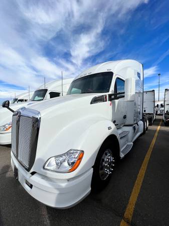 FOR SALE 2020 Kenworth T680 1