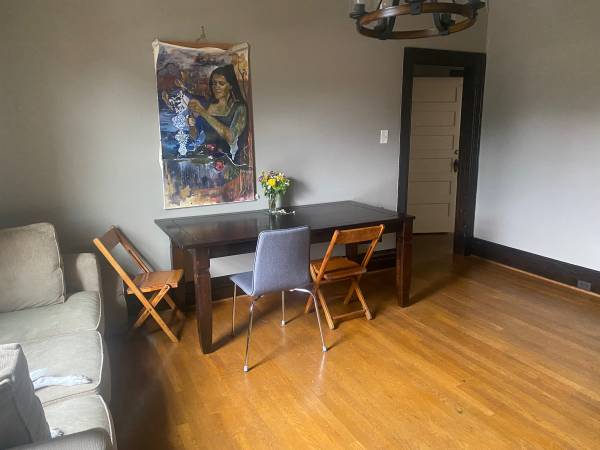 Pittsburgh Sublet 1