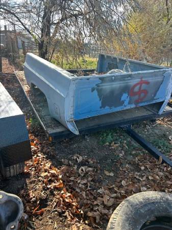 Square body short bed (bed only) 1