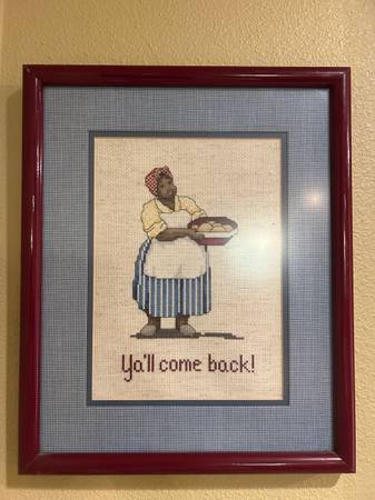Super cute framed vintage needlepoint piece 1