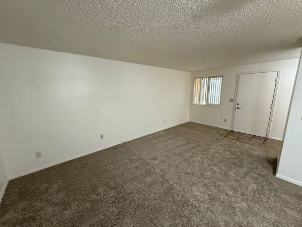 $1,125 / 1br - Vive grande, sueña más grande: ¡Disponible espacioso de 1 dormitorio y 1 baño! (Salem)63660461000707122