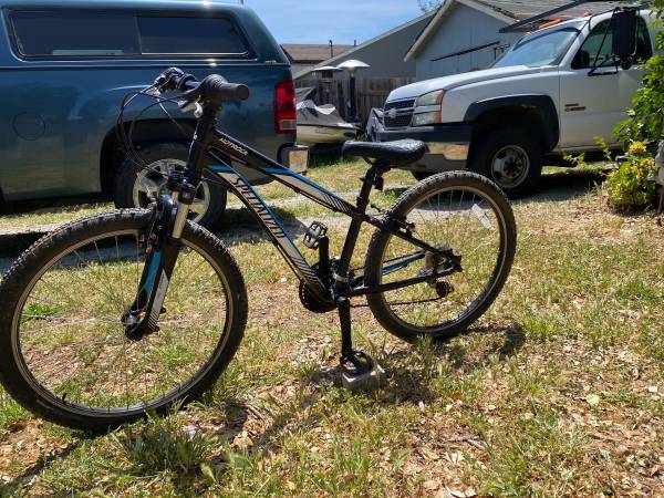 Breezeresidency Hot Rock Specialized 24 Inch Mtb Hotrock 24 Street