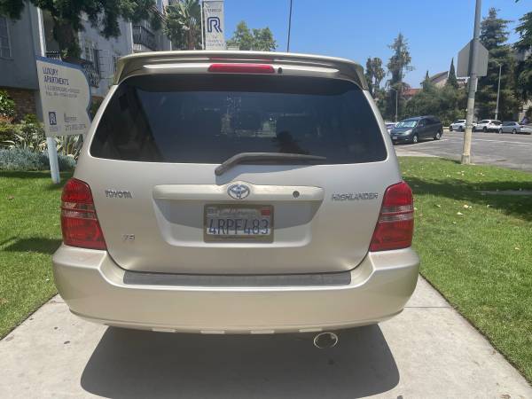 TOYOTA HIGHLANDER LIMITED $ 3500 - $3,500 (Los Angeles)63615976313729123