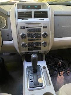 2008 FORD Escape XLT SUV AWD - $4,350 (scotts valley)63613112594433123