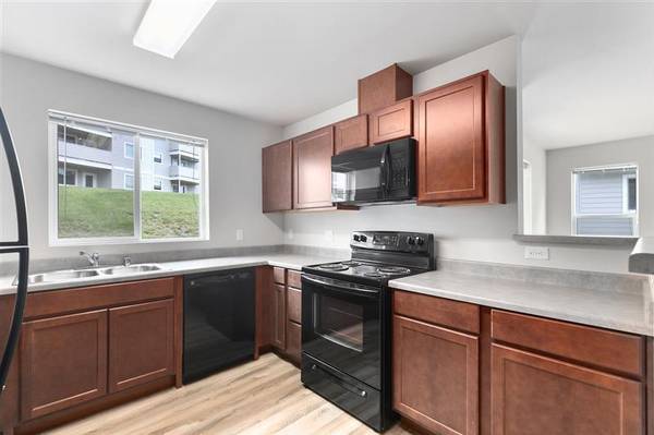 $999 / 578ft2 - Pioneer Meadows - ¡Vida moderna y ubicación perfecta!63793059900547123