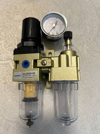AIR COMPRESSOR REGULATOR LUBRICATOR OIL WATER TRAP 1