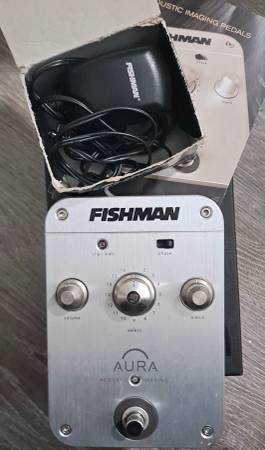 FISHMAN AURA DREADNOUGHT MINT CONDITION - musical