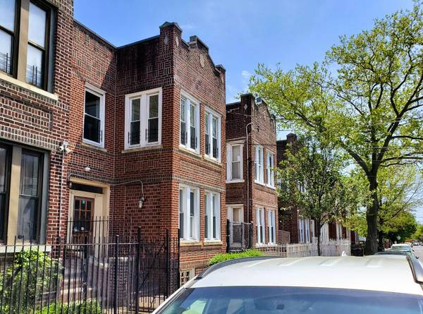 $1,299,000 / 7br - 3000ft2 - Updated BIG semi-detached Brick 4 family (East NY close to Subway)63689917592707123