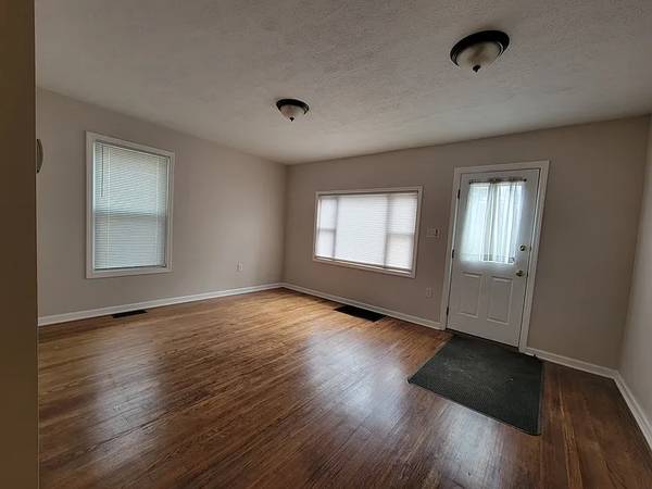 $620 / 2br - Amplio departamento de 2 habitaciones y 1 baño en alquiler, casa unifamiliar (Kent, OH)63661042367233123