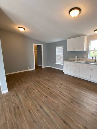 $167,250 / 3br - 1400ft2 - Open house (Fairview)63867270428417121