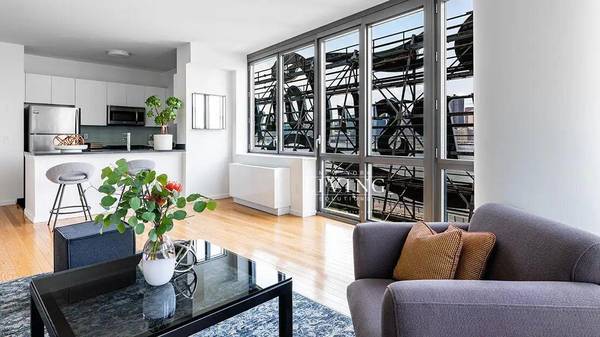 $8400.00 / 3br - Elegante 3H/2B? Terraza, vistas al río, Gramercy/Midtown East (Long Island City)63862609650049123