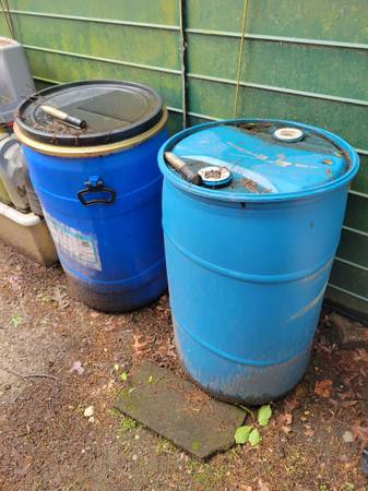 15 Gallon Plastic Blue Barrels qty 2 1