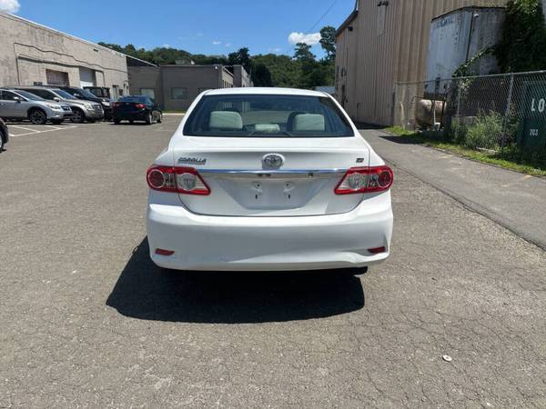 (SIN COMISIÓN DLR) Toyota Corolla LE 2011 (Financiamos) - $5,700 (CARMEL NY LLAME AL 203 231 1817)63436936610945124