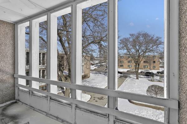 $1,250 / 2br - 800ft2 - Apartamentos Aquila Court, Disponible de Dos Dormitorios - ¡Llame Hoy! (St. Louis Park)63868699302273121