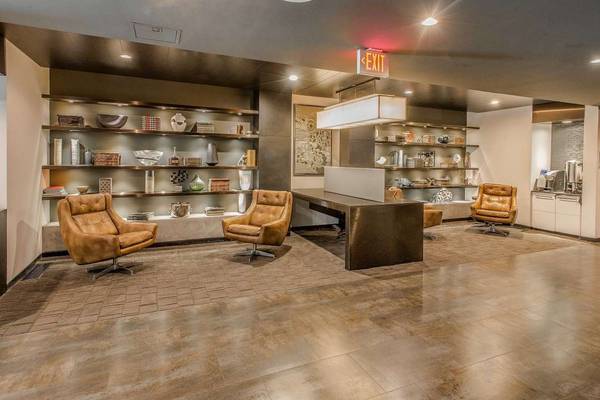 $1,820 / 398ft2 - Gorgeous light filled 398 Sq Ft, Apartment with beautiful view! (Washington)64039862578946122