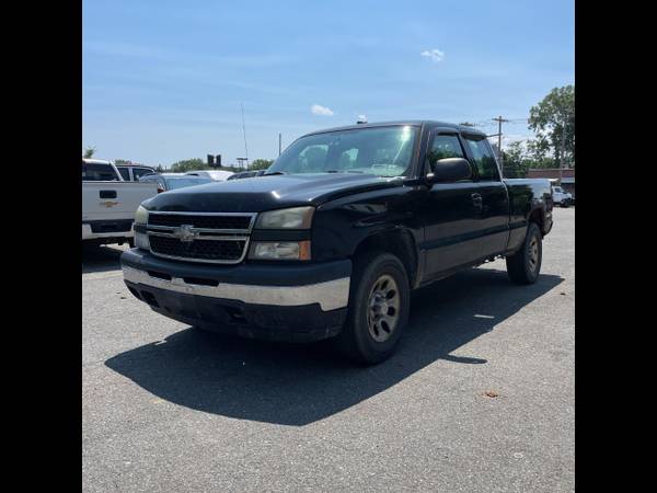 2006 Chevrolet Silverado 1500 Ext Cab 143.5 WB 4WD Work Truck - $2,900 (Merrillville, IN)63469629252097122