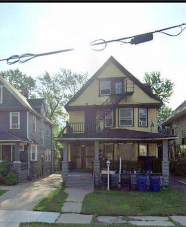 Charming 2-Bedroom Apartment in a Quiet Neighborhood 1