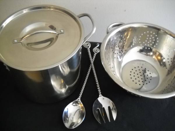 SPAGHETTI POT AND COOKING AND SERVING SET 1