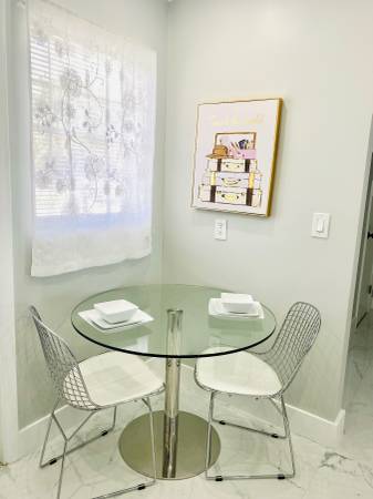 $2,800 / 1br - 900ft2 - STYLISH 1BR 1.5BA CONDO 1Block to Aventura Mall (Aventura)63825134851073124