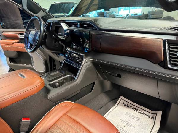2025 GMC Sierra 2500HD - Photo 14