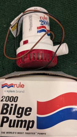 Brand new RULE 2000 GPH heavy duty bilge pump 1