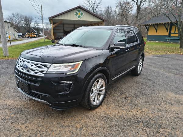2019 Ford Explorer XLT Fully Loaded *Super Clean-Financing Available* 1