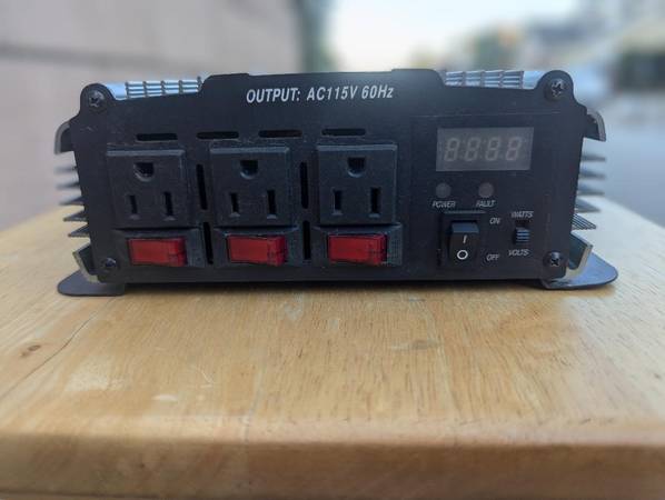 Power Inverter DC to AC 1